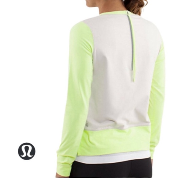 Lululemon Run Warm Up Crew - Picture 3 of 6